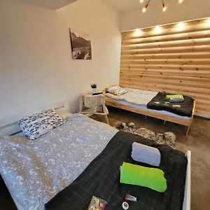 Apartament Morskie Oko Krupówki 48, Budynek Polskie Koleje Linowe Apartament